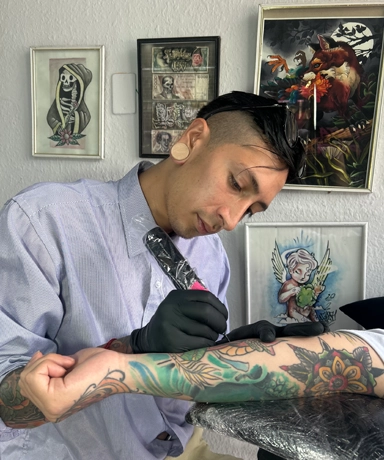Tinta y Pinta Tattoo | Estudio de Tatuajes y piercing en Quito