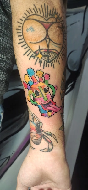 Tinta y Pinta Tattoo | Estudio de Tatuajes en Quito Tinta y Pinta Tattoo | Estudio de Tatuajes y piercing en Quito