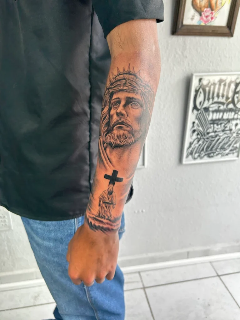 Tinta y Pinta Tattoo | Estudio de Tatuajes y piercing en Quito